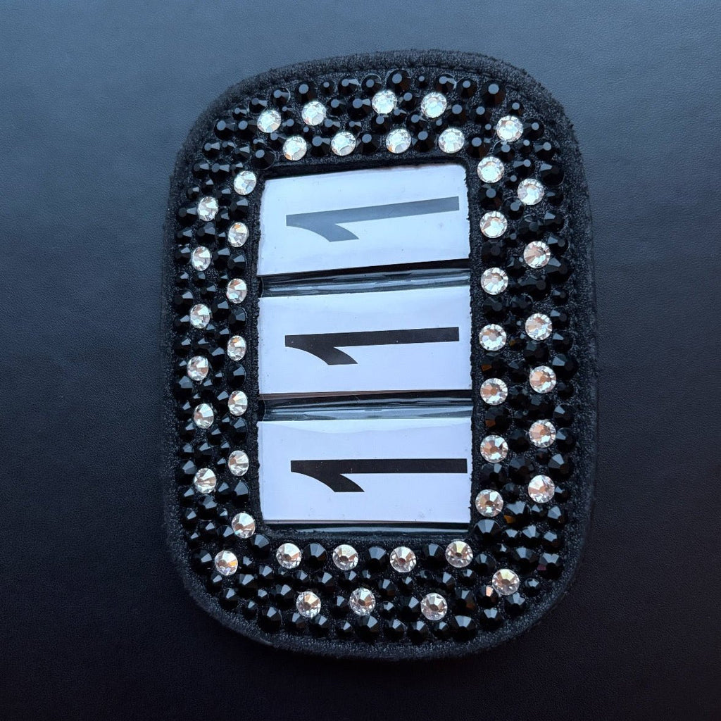 Exclusieve startnummer Diamond in Jet - The House of Dressage