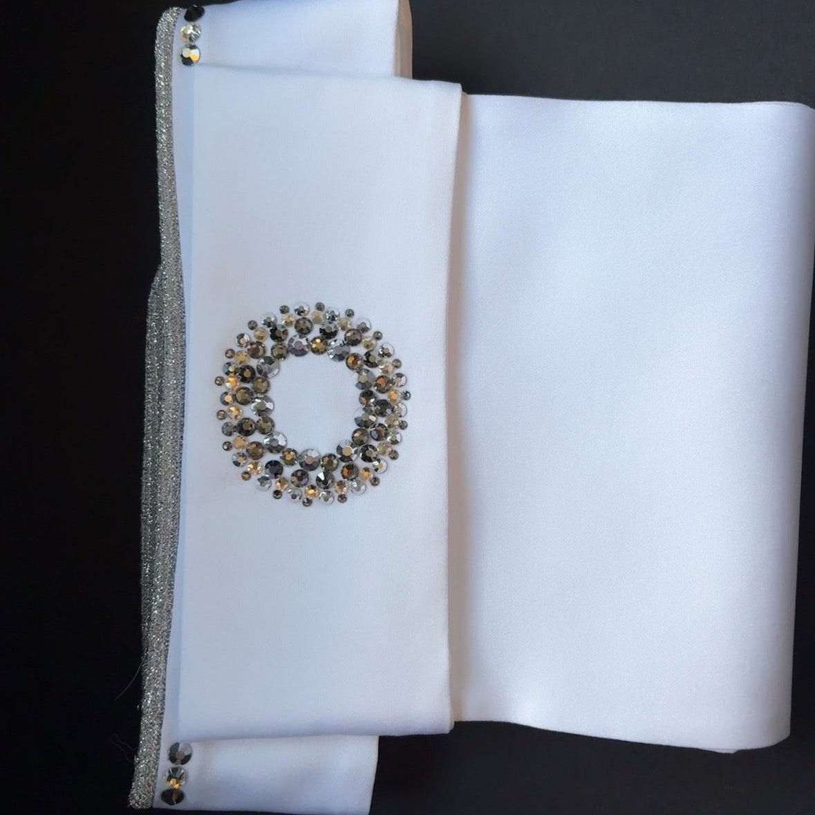 * Plastron Inverno in Nightfall - The House of Dressage